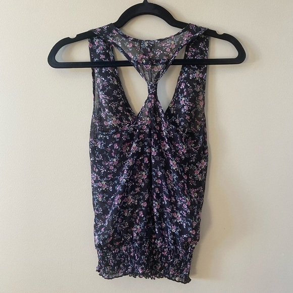 ⭐️2 FOR $20⭐️ Dynamite Sheer Floral Blouse. Racerback size XS - Picture 6 of 7